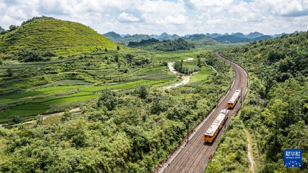 沪昆铁路贵州段集中大修施工忙