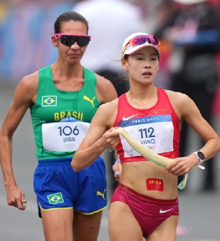 竞走运动员要为啥要贴肚脐 竞走运动员要为啥要贴肚脐