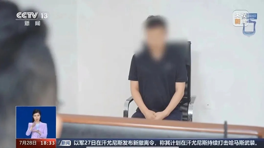 网传“医生免费治疗贫困儿童被医院开除”，谣言！