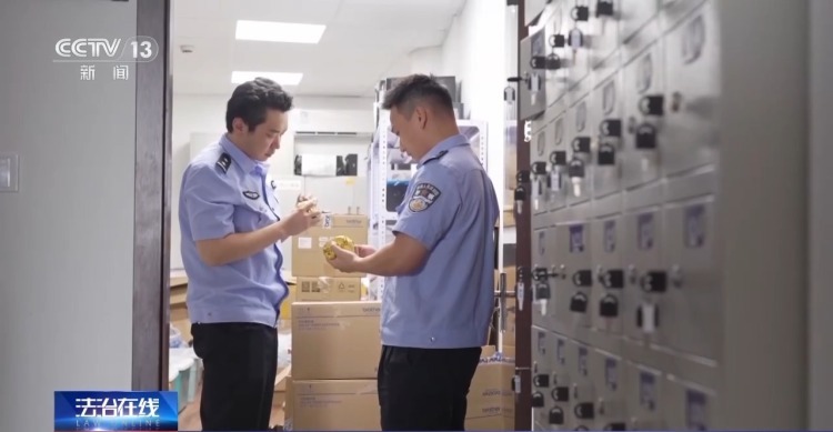 “一刀穷一刀富” 开“原石”真能一夜暴富?起底“赌石”直播骗局 “一刀穷一刀富” 开“原石”真能一夜暴富?起底“赌石”直播骗局