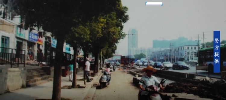 武汉一彩票店老板借钱遭拒被痛下杀手!追凶13年案件告破 武汉一彩票店老板借钱遭拒被痛下杀手!追凶13年案件告破