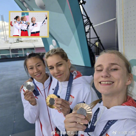 来自奥运领奖台的自拍又上新了！