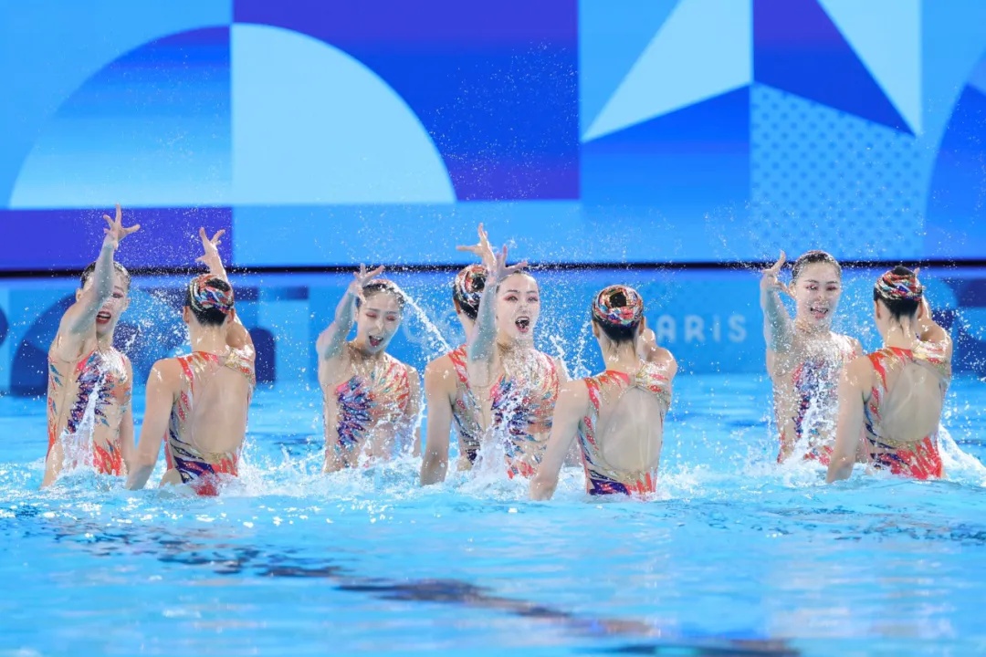 +3!中国花样游泳队参赛史上首夺奥运金牌! +3!中国花样游泳队参赛史上首夺奥运金牌!