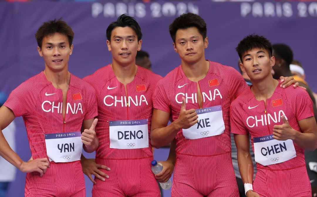一骑绝尘！男子4×100米接力，中国队闯进决赛！遗憾，她俩无缘晋级→
