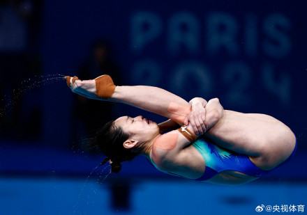 陈艺文昌雅妮晋级决赛! 陈艺文昌雅妮晋级决赛!