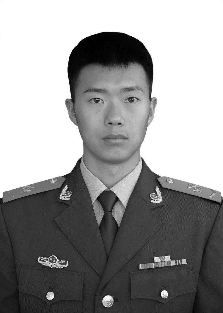 痛别!“00后”武警苗鉴牺牲,详情公布 痛别!“00后”武警苗鉴牺牲,详情公布