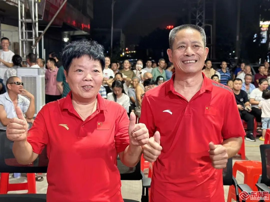 李发彬夺冠 妻子激动落泪 :希望尽快有自己的小孩 李发彬夺冠 妻子激动落泪 :希望尽快有自己的小孩