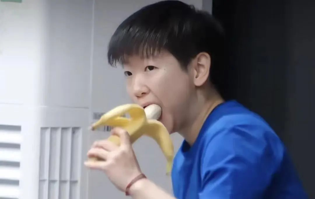 巴黎奥运会用了300万个! 它是运动员最爱! 劝你健身时也带→ 巴黎奥运会用了300万个! 它是运动员最爱! 劝你健身时也带→