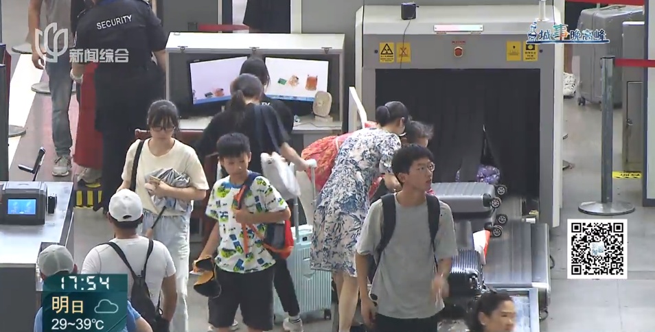 带宠物出远门？上海一地铁站本月已发现多例，曾有人被拘......