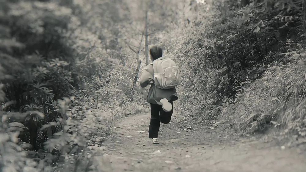 清华女孩夏雨雨，跑进了巴黎奥运会！