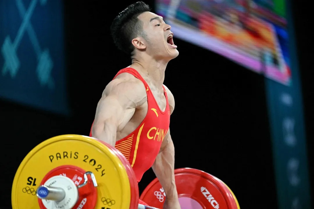 三朝元老！石智勇哭了…凌晨4点，网友来到他的评论区→