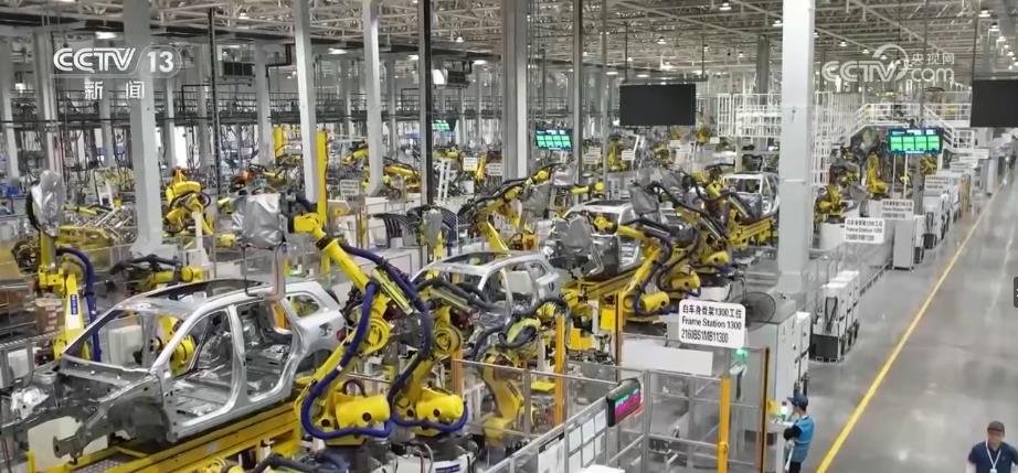 渗透率过半!我国新能源汽车市场普及迈上新台阶 渗透率过半!我国新能源汽车市场普及迈上新台阶