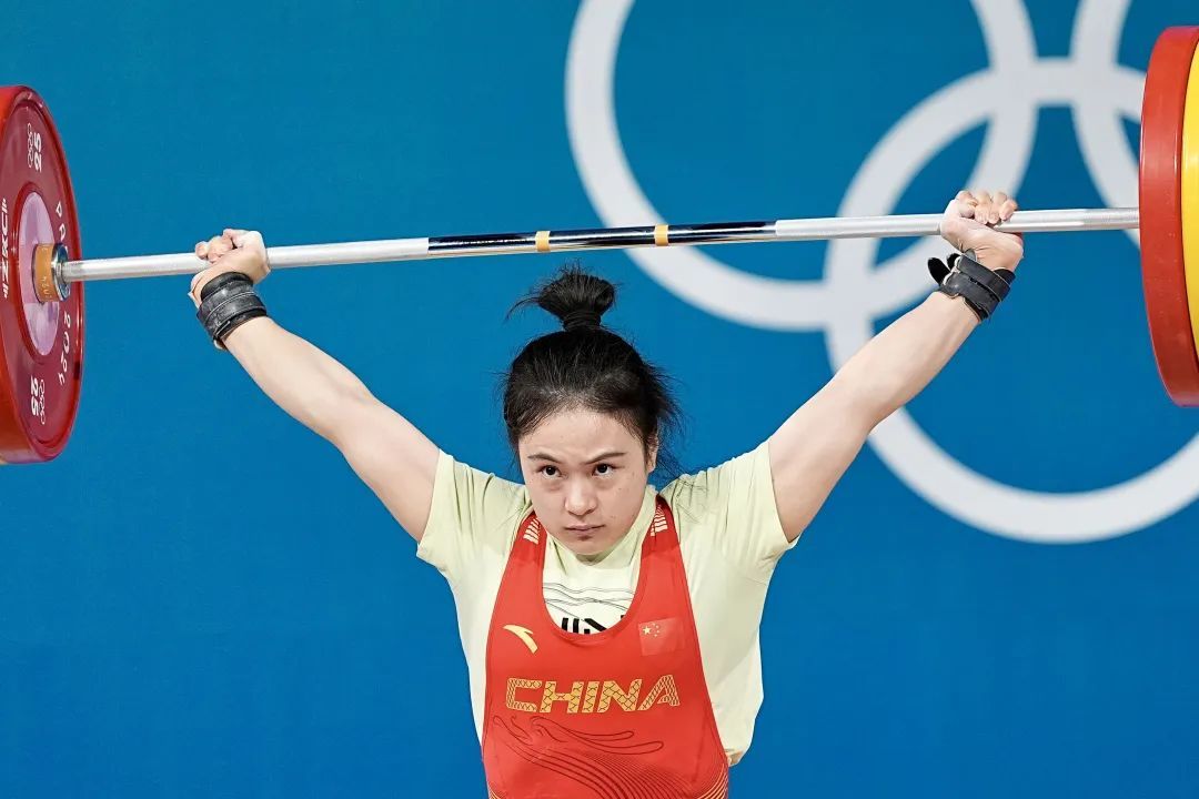 金牌！罗诗芳、常园，两位姑娘好样的！