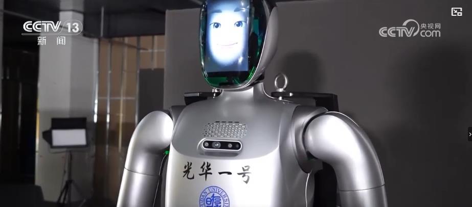 科技竞争和经济发展新引擎 人形机器人“跑步”入场 科技竞争和经济发展新引擎 人形机器人“跑步”入场