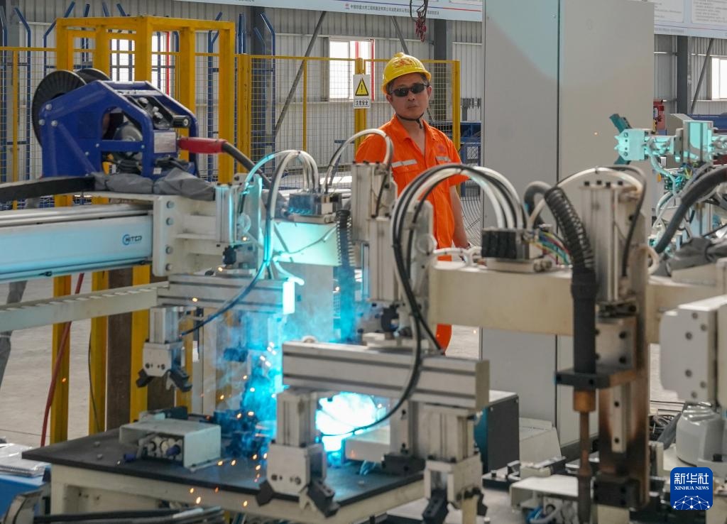 渝昆高铁智能生产线在云南试运营 渝昆高铁智能生产线在云南试运营