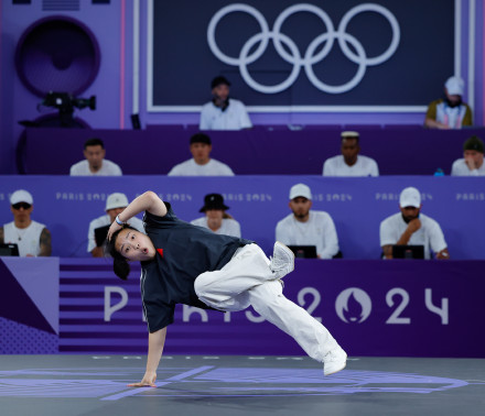 刘清漪开心赢继续跳