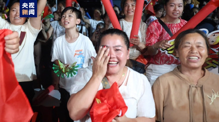 吴愉拳击夺金 妈妈喊话鸡鸭鹅随便吃
