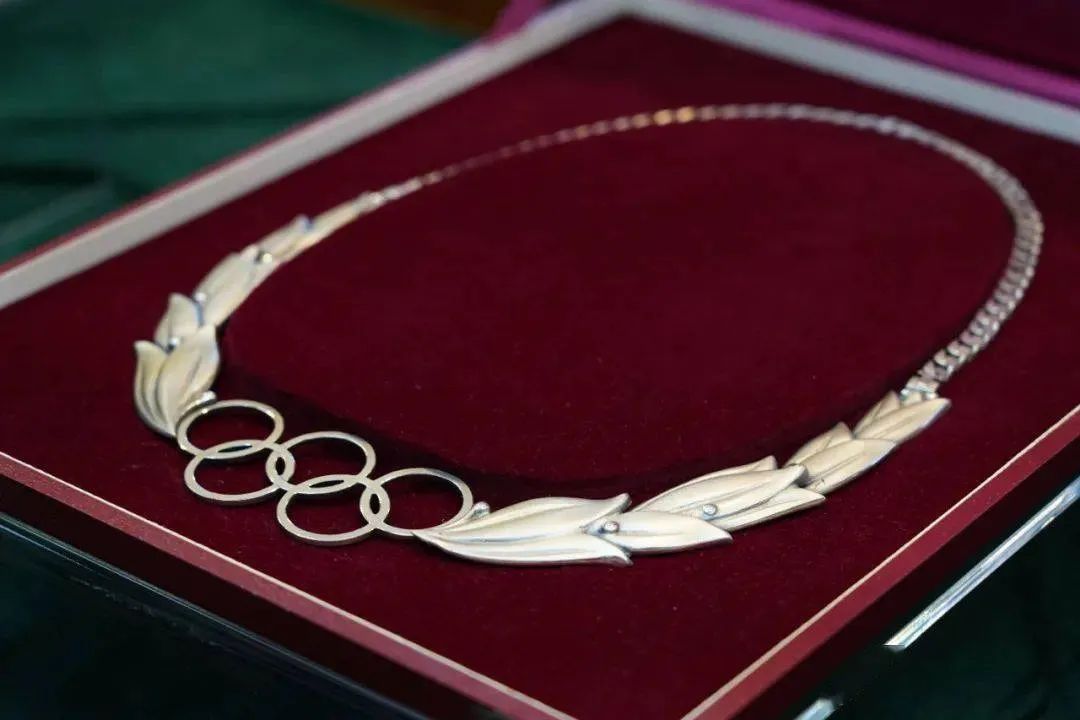 斩获最高荣誉!广东“举重之乡”赢了 斩获最高荣誉!广东“举重之乡”赢了