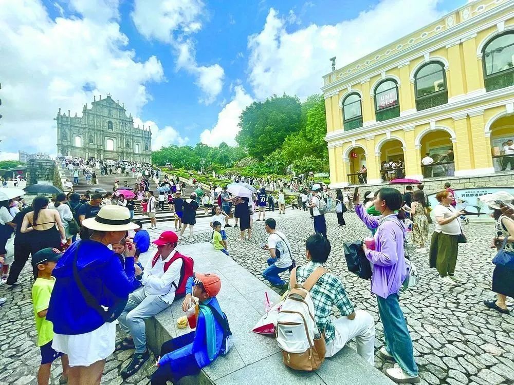 日均12万旅客,到澳门游什么? 日均12万旅客,到澳门游什么?