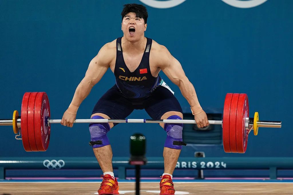 创造历史！刚刚，00后刘焕华一声怒吼！