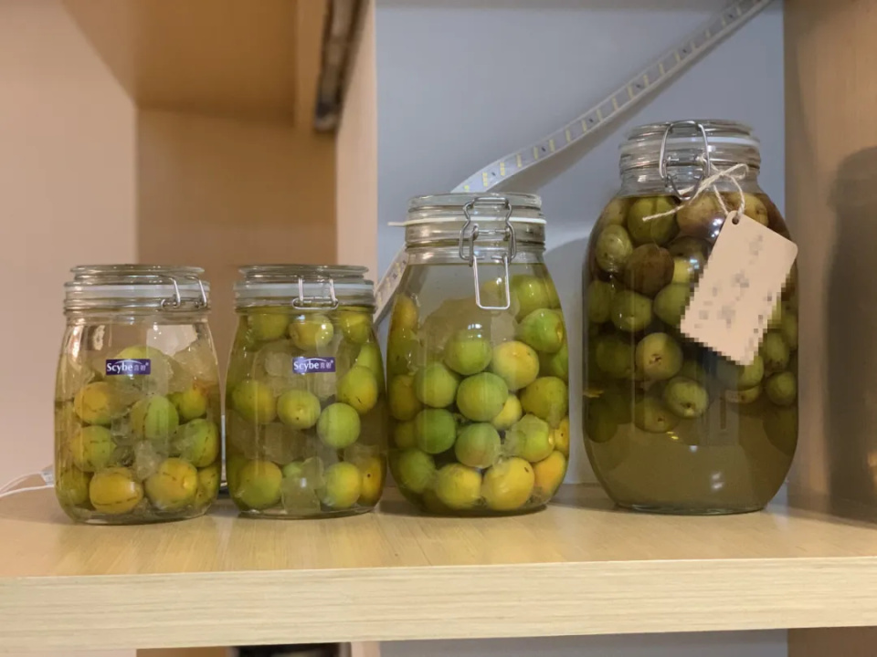 自制果酒半夜突然爆炸!杭州妹子花费上千元,医生紧急提醒 自制果酒半夜突然爆炸!杭州妹子花费上千元,医生紧急提醒