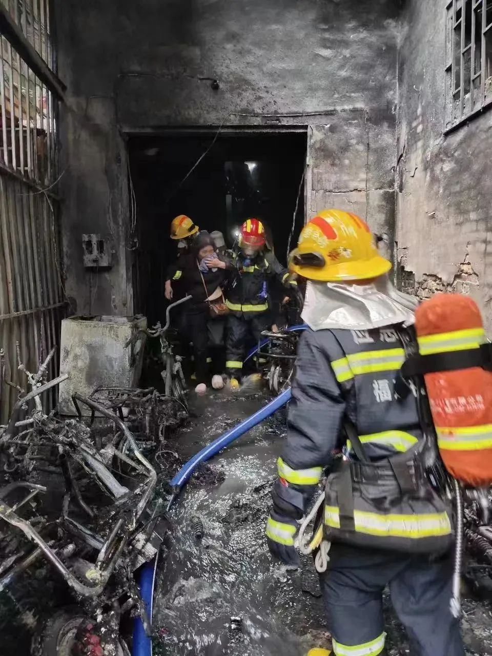 房东被拘留！因为这事，小区群里“炸”了！