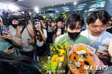 张博恒回家 家乡人民热情爆棚