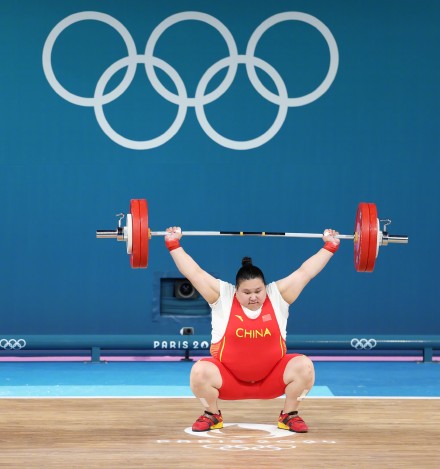 第40金!女子举重81公斤以上级李雯雯夺金 第40金!女子举重81公斤以上级李雯雯夺金
