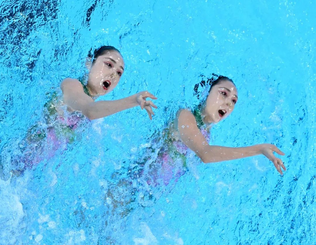 双胞胎姐妹王柳懿/王芊懿花游摘金！