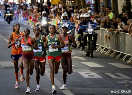 女子马拉松 &nbsp;荷兰选手破纪录摘金！