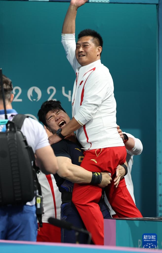 巴黎奥运会丨举重——男子102公斤级:中国选手刘焕华夺冠 巴黎奥运会丨举重——男子102公斤级:中国选手刘焕华夺冠
