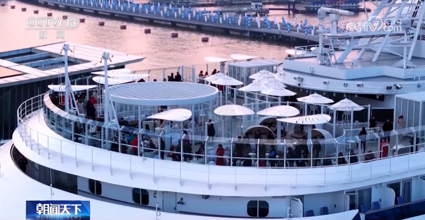 第二艘国产大型邮轮“进度条”刷新 国产邮轮乘风破浪驶向未来 第二艘国产大型邮轮“进度条”刷新 国产邮轮乘风破浪驶向未来