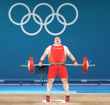 第40金!女子举重81公斤以上级李雯雯夺金 第40金!女子举重81公斤以上级李雯雯夺金
