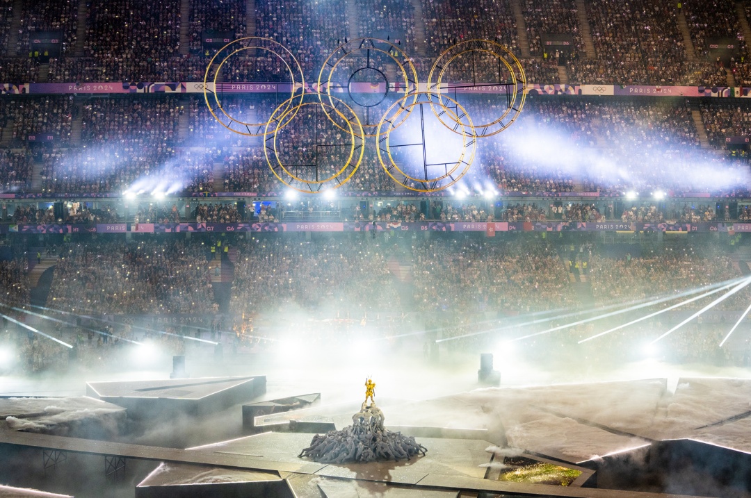 孙颖莎代表亚洲吹灭奥运圣火!闭幕式这些瞬间太燃 孙颖莎代表亚洲吹灭奥运圣火!闭幕式这些瞬间太燃