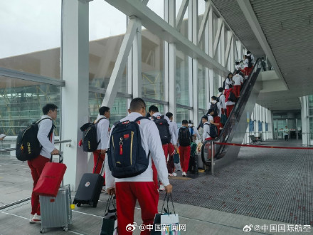 最后一批中国代表团成员回国 最后一批中国代表团成员回国