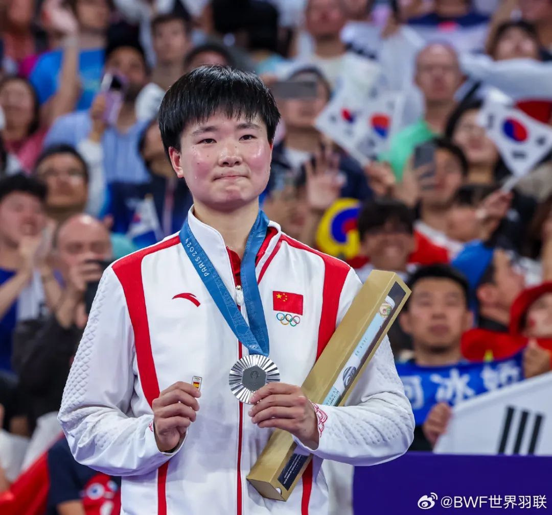 她突然宣布退役!刚在巴黎奥运会夺得银牌 她突然宣布退役!刚在巴黎奥运会夺得银牌