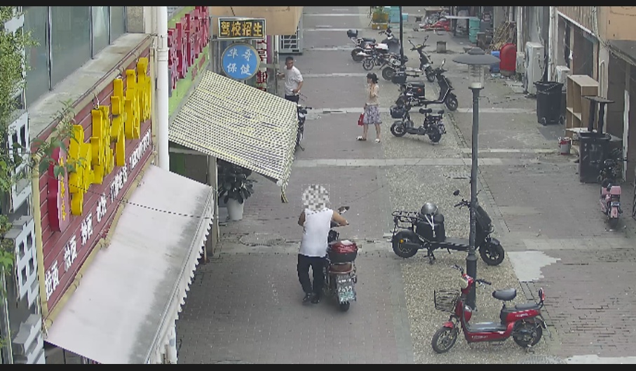 大胆“偷车贼”竟骑回案发现场,只为了…… 大胆“偷车贼”竟骑回案发现场,只为了……