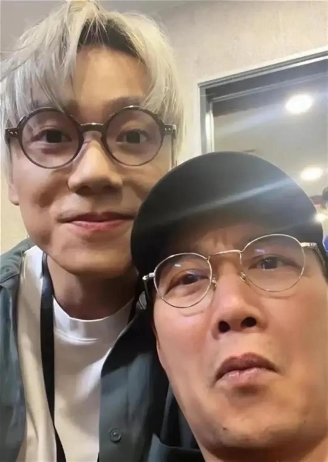 陈奕迅透露“以后唱歌嘴巴可能张不开”！两个月前下巴受伤缝了30多针