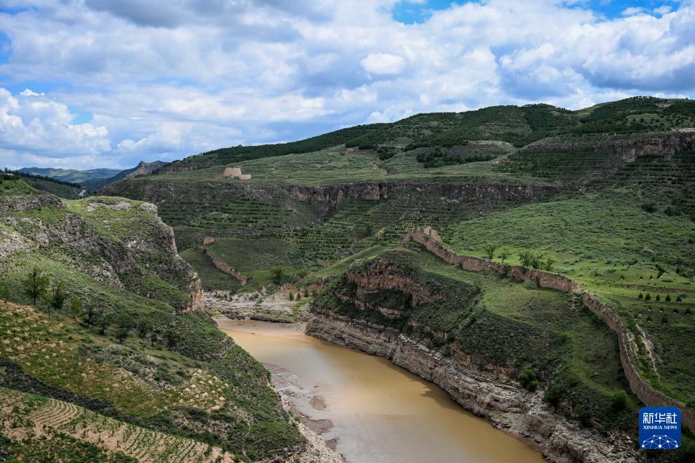 美丽中国丨壮丽的黄河老牛湾 美丽中国丨壮丽的黄河老牛湾