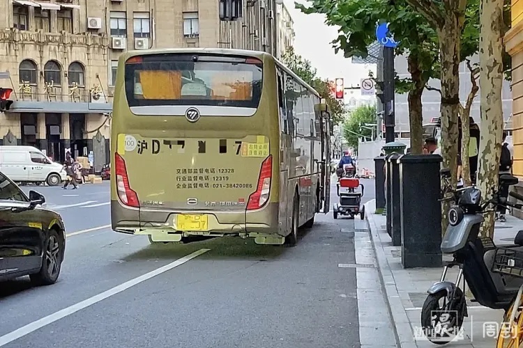 上海警方：抓获60余人！其中5人在外滩虚构事实揽客骗取差价，被刑拘