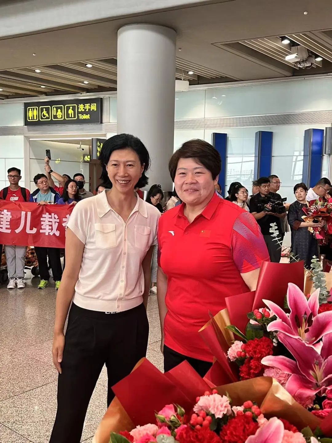 天津奥运冠军回来啦!他的金牌还好吗? 天津奥运冠军回来啦!他的金牌还好吗?