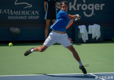 辛辛那提大师赛：张之臻晋级男单第二轮