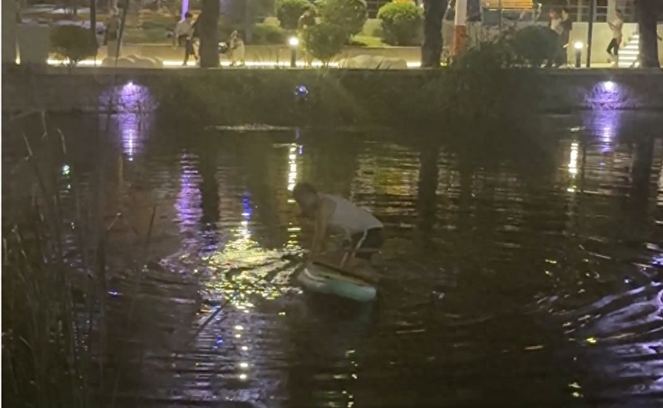 不会游泳也能随意下水?户外热门“水上漂”隐患不少! 不会游泳也能随意下水?户外热门“水上漂”隐患不少!