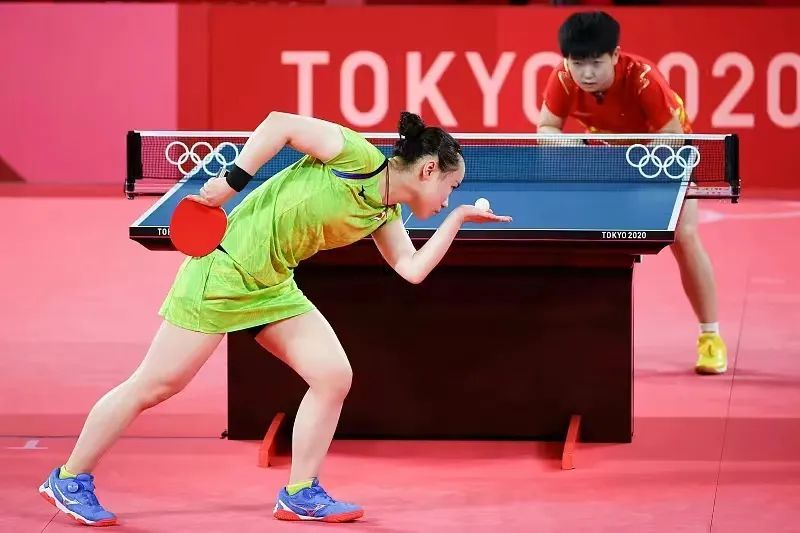 孙颖莎夺冠背后：家人的尊重和陪伴助她实现梦想