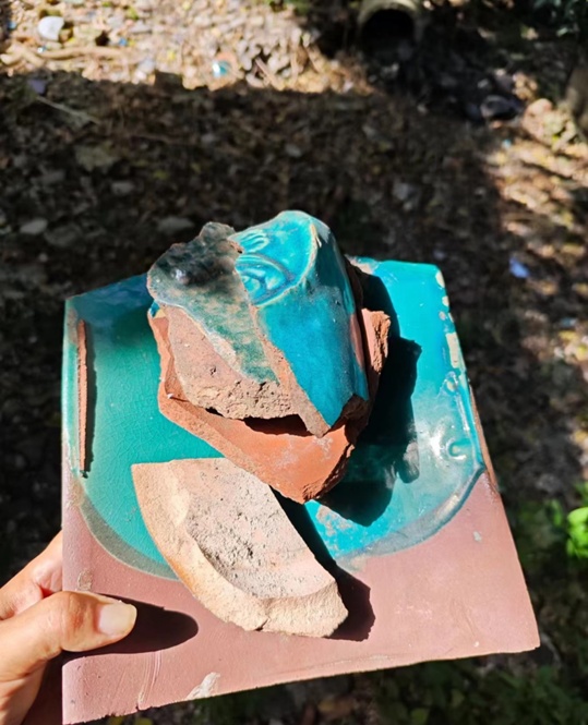 武汉大学紧急提醒：不能捡！有安全隐患