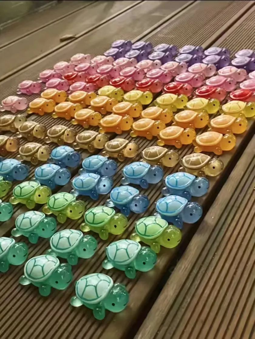 一夜花300多元抽盲袋!你情绪消费了吗? 一夜花300多元抽盲袋!你情绪消费了吗?