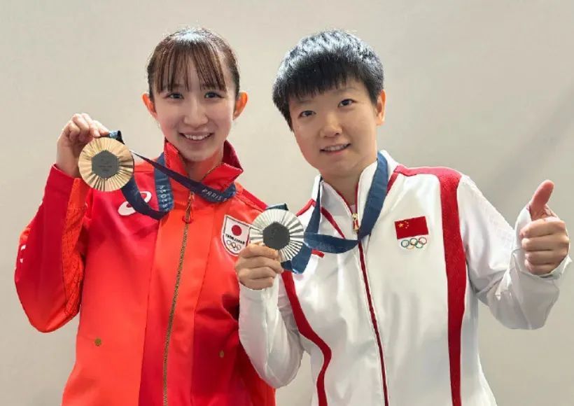 “樊振东孙颖莎取关早田希娜”，网友：做得对