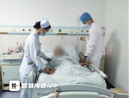 女子3小时狂喝10升水住进ICU！医生：急性水中毒