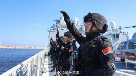 海军第46批护航编队焦作舰、洪湖舰抵达埃及亚历山大港访问