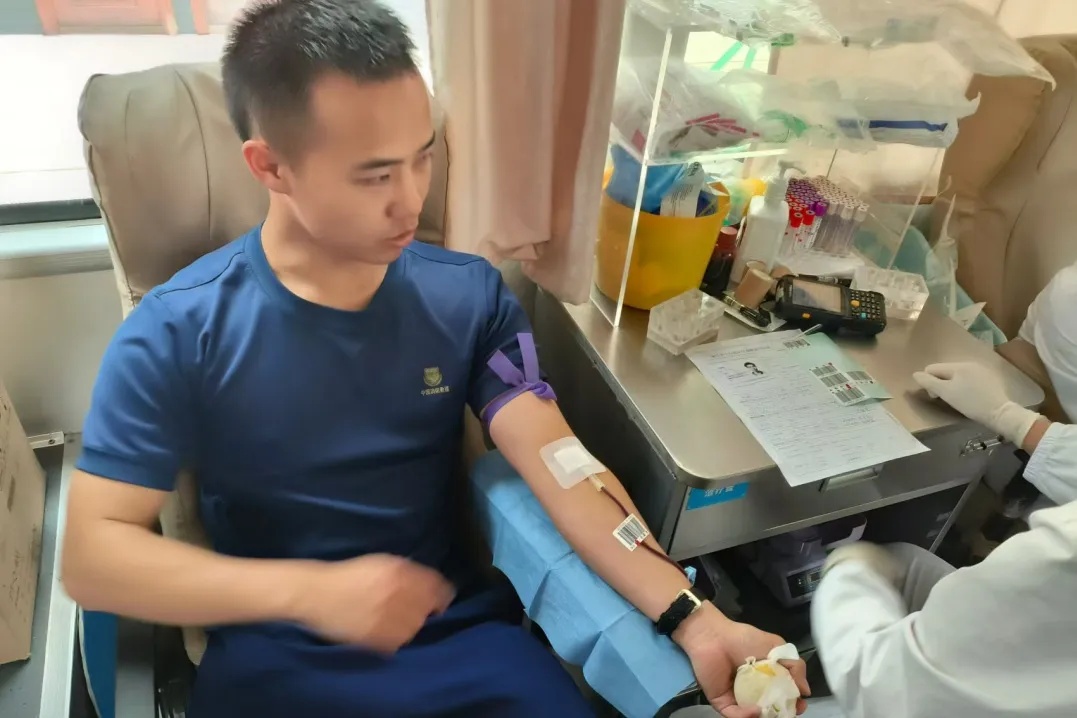 全身血液体外循环6小时，他只为一件事！